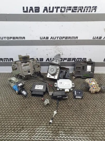 Nissan Qashqai Komputer / Sterownik ECU i komplet kluczy 285904BA0A