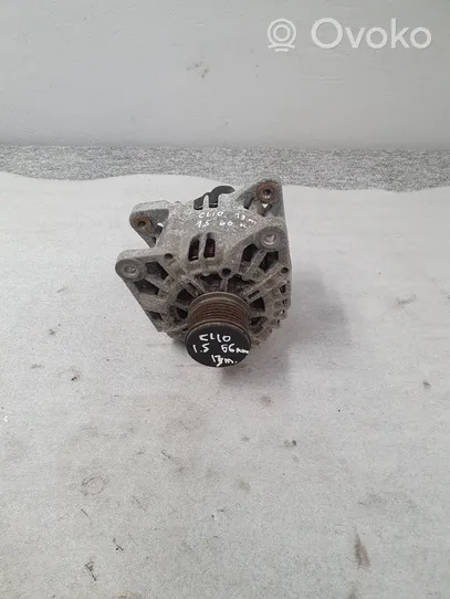 Renault Clio IV Generatore/alternatore 231007865R