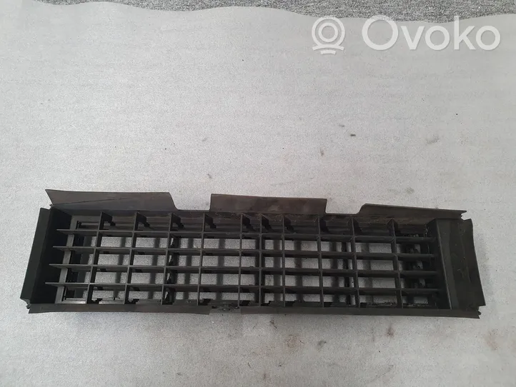 Nissan Qashqai Déflecteur d'air de radiateur de refroidissement 62322HV80B