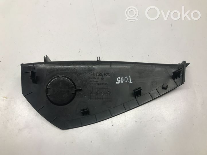 BMW 2 F22 F23 Panelės apdailos skydas (šoninis) 9227101