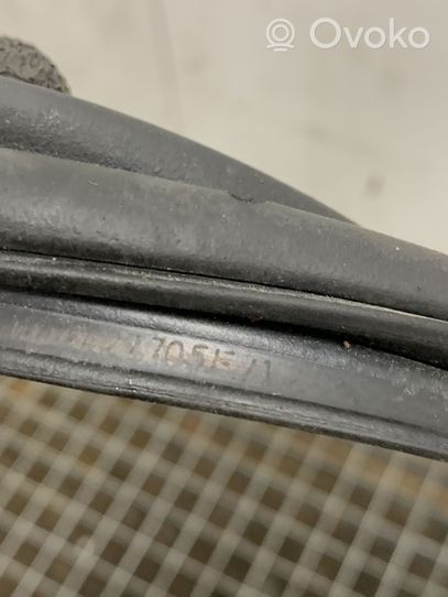 Volkswagen Jetta VII Joint en caoutchouc pour coffre de hayon arrière 17A827705