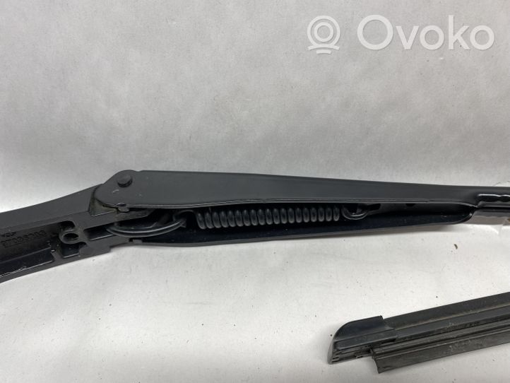 Volkswagen Touareg II Windshield/front glass wiper blade 7P0955410C