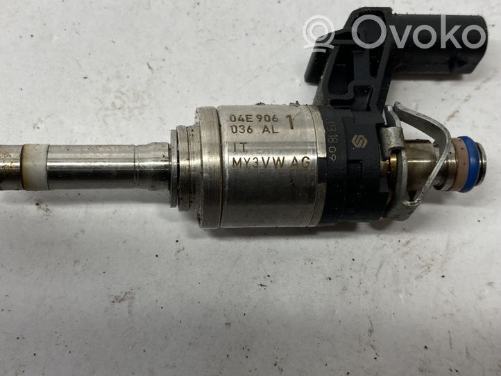 Volkswagen Jetta VII Injecteur de carburant 04E906036