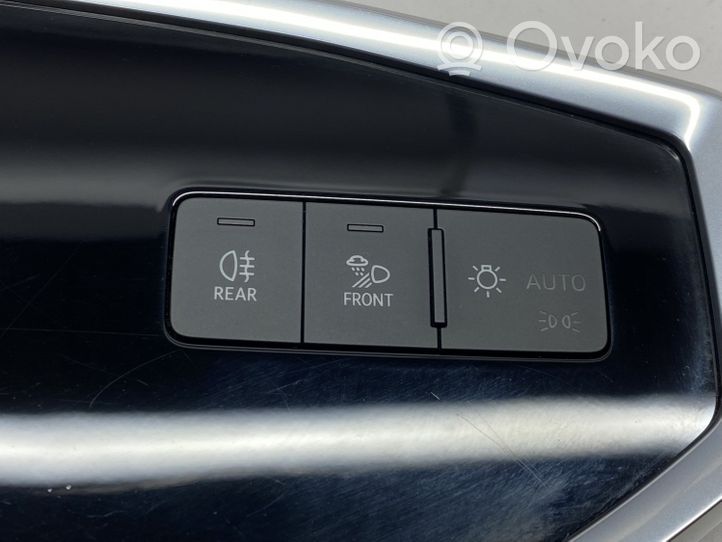 Audi Q3 F3 Moldura del panel (Usadas) 83C853190