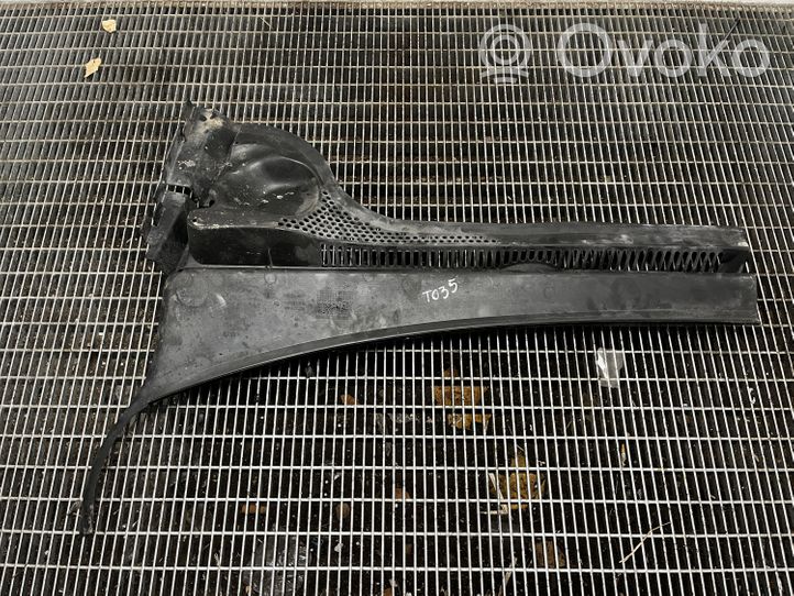 Volkswagen Jetta VI Wiper trim 5C7819404