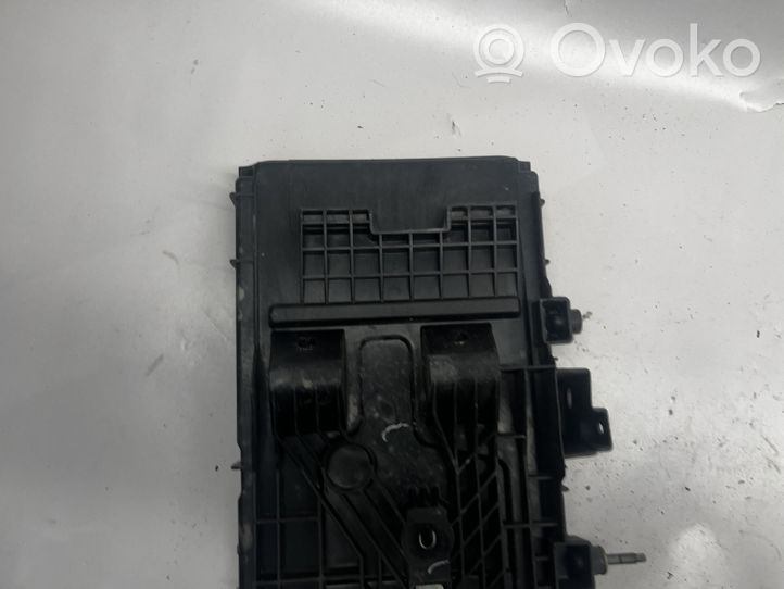 Ford Fusion II Vassoio scatola della batteria DG9310723A