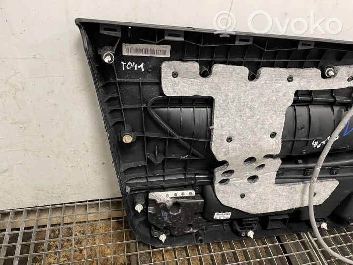 BMW 2 F22 F23 Etuoven verhoilu 7268404