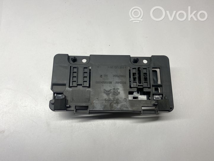 Peugeot 208 Bluetooth Modul Steuergerät 9815911880