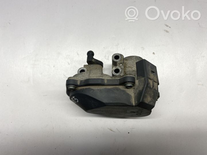 Volkswagen Golf V Imusarjan venttiilin käyttömoottori 06F133482B