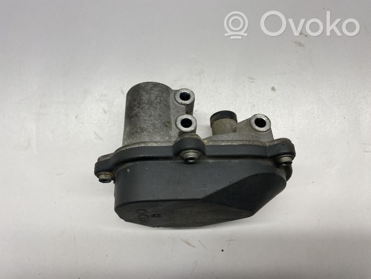 Volkswagen Golf V Imusarjan venttiilin käyttömoottori 06F133482B