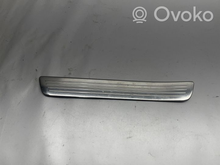 Mercedes-Benz GLE (W166 - C292) Rear sill trim cover A1666860036