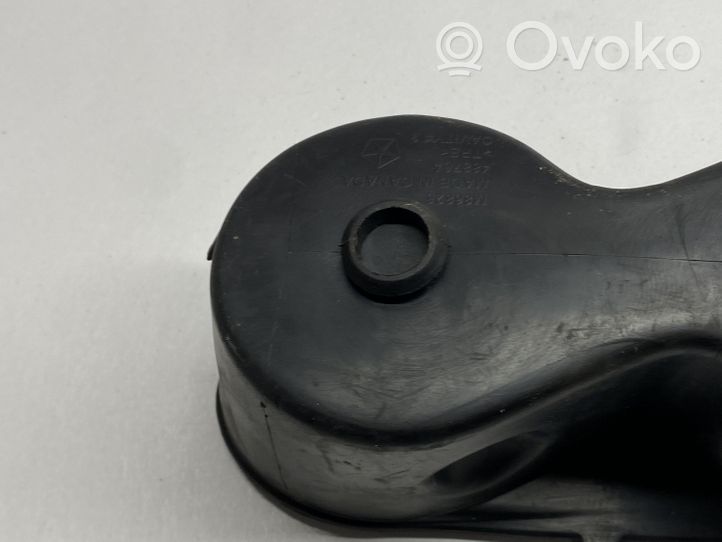 Chrysler Pacifica Cup holder M86825