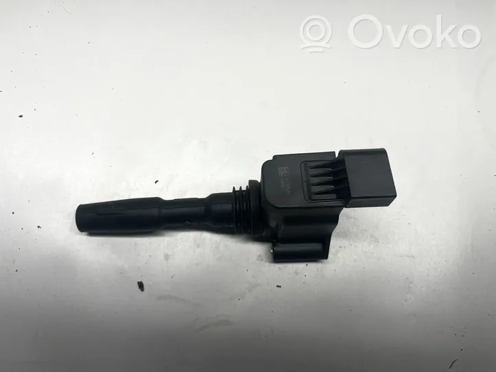 Audi Q3 F3 Bobine d'allumage haute tension 05E905110