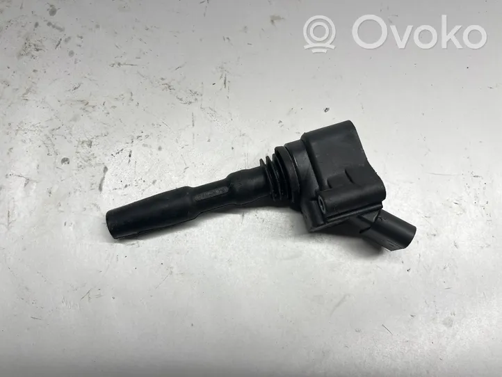 Volkswagen Jetta VII Bobine d'allumage haute tension 04E905110M