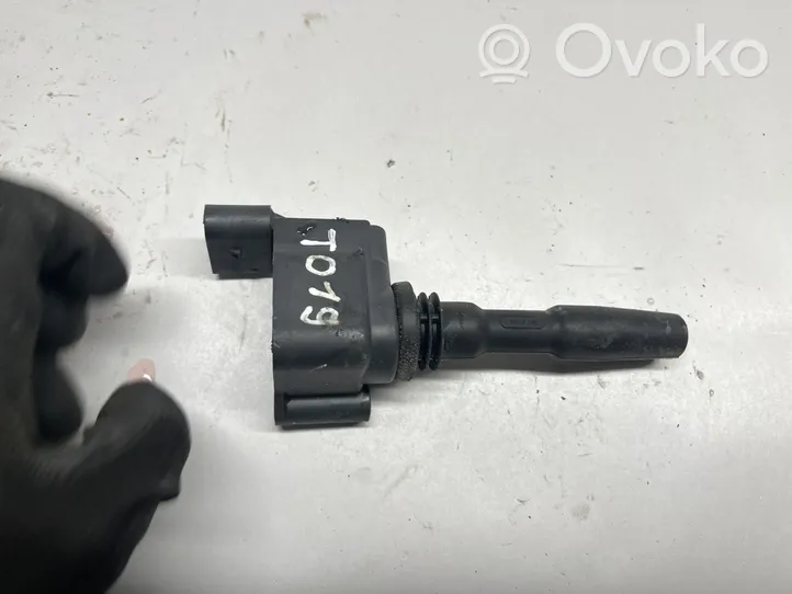 Audi Q3 F3 Suurjännitesytytyskela 05E905110