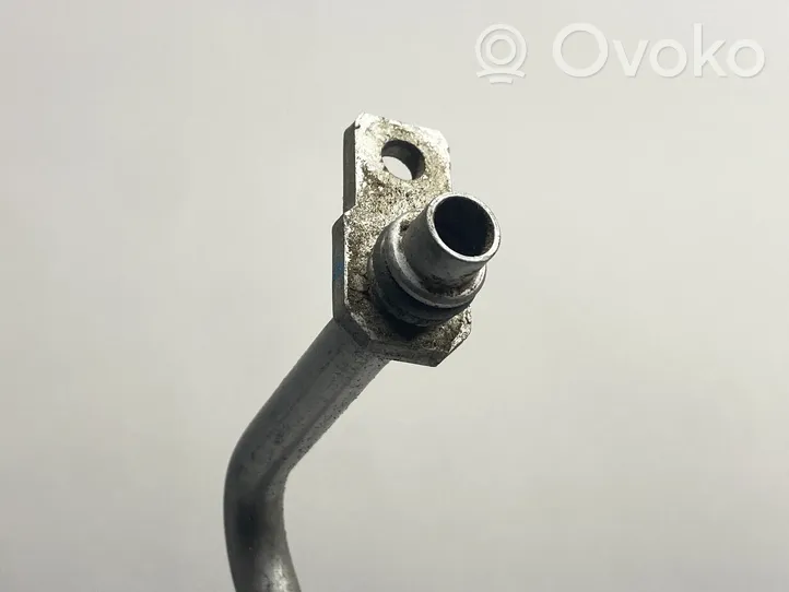 Audi A5 8T 8F Pavarų dėžės detalė 8K0317819AD