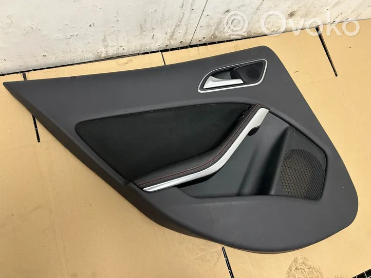 Mercedes-Benz GLA W156 Rivestimento del pannello della portiera posteriore 3003517300