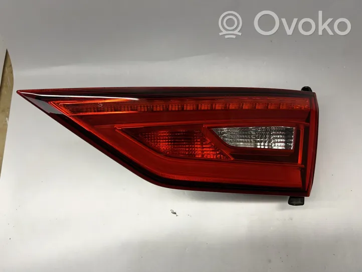 Audi A3 S3 8V Lampy tylne / Komplet 8V5845096A