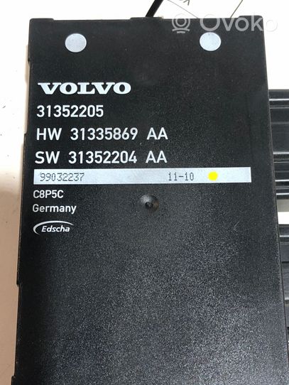 Volvo V70 Sterownik / Moduł elektrycznej klapy tylnej / bagażnika 31335869