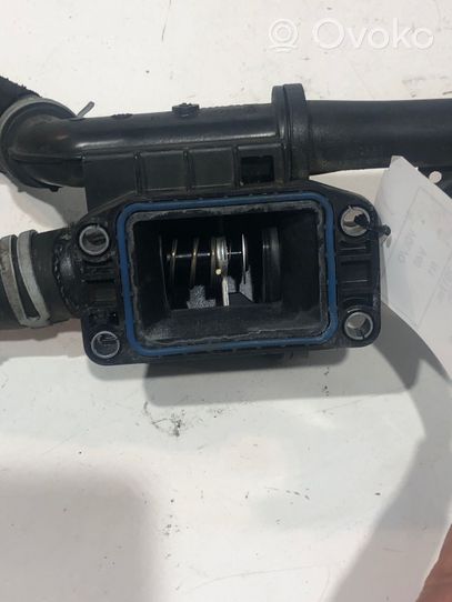 Volvo V40 Boîtier de thermostat / thermostat 9670253780