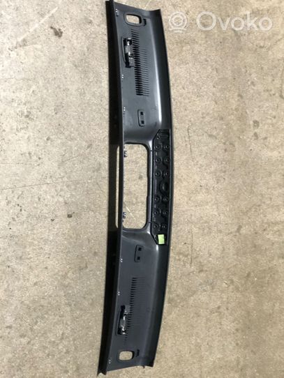 Volkswagen Eos Rivestimento della console di illuminazione installata sul rivestimento del tetto 1Q0867390