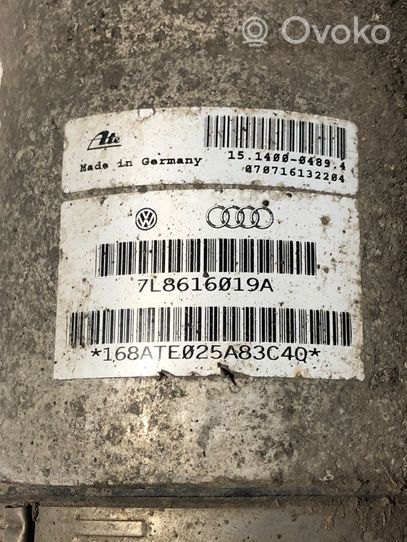 Audi Q7 4L Tylny amortyzator zawieszenia pneumatycznego 7L8616019A