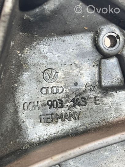Audi A5 8T 8F Supporto del generatore/alternatore 06H903143E