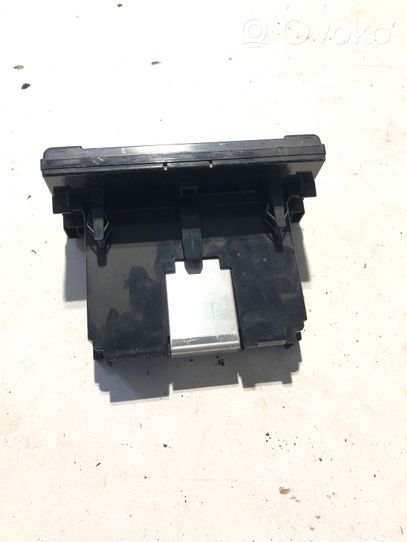 Volvo C30 Monitori/näyttö/pieni näyttö 31268055