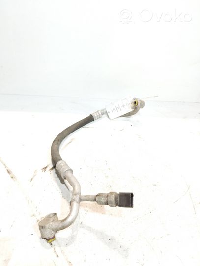 Volkswagen Jetta V Air conditioning (A/C) pipe/hose 1K0820721A