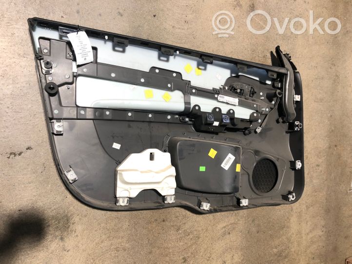 Volvo C30 Etuoven verhoilu 