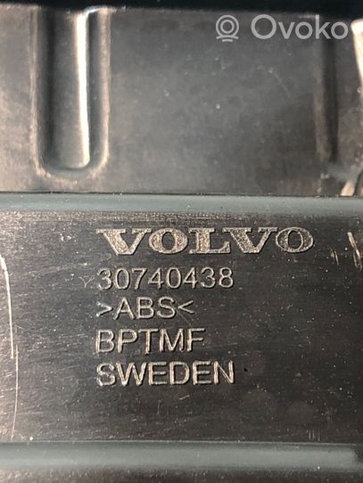 Volvo XC60 Ladekante Verkleidung Kofferraum 30740438