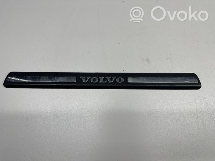 Volvo S60 Garniture de marche-pieds / jupe latérale 8659960