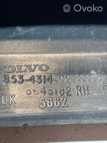 Volvo XC70 Osłona relingu dachowego 8646182