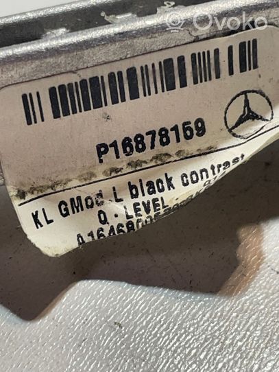 Mercedes-Benz GL X164 Cita veida vidus konsoles (tuneļa) elementi P16878159