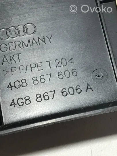 Audi A7 S7 4G Poszycia / Boczki bagażnika 4G8867606A