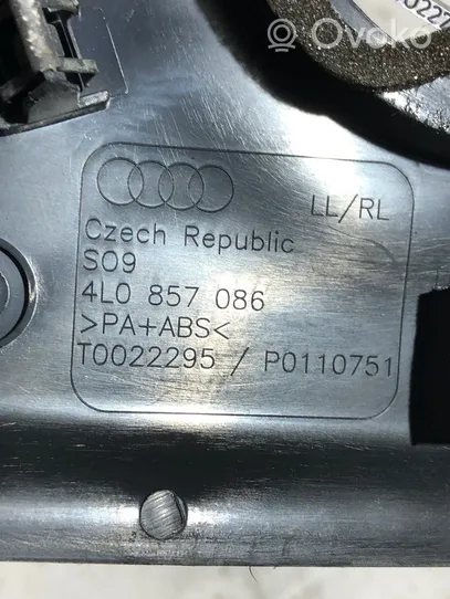 Audi Q7 4L Boczny element deski rozdzielczej 4L0857086