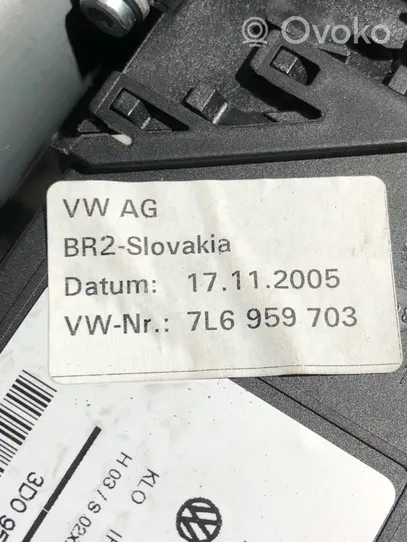 Volkswagen Touareg I Galinis varikliukas langų pakėlėjo 7L6959703