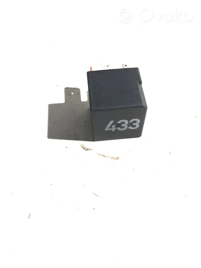 Audi A3 S3 8P Other relay 3D0951253A