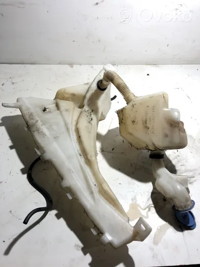 Volvo V50 Windshield washer fluid reservoir/tank 30657122