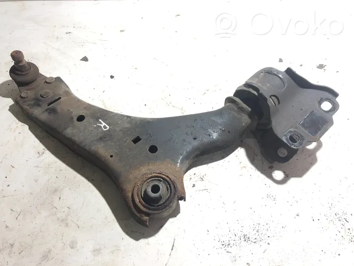 Volvo XC60 Front lower control arm/wishbone 