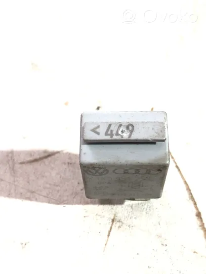 Audi Q7 4L Other relay 1K0951253