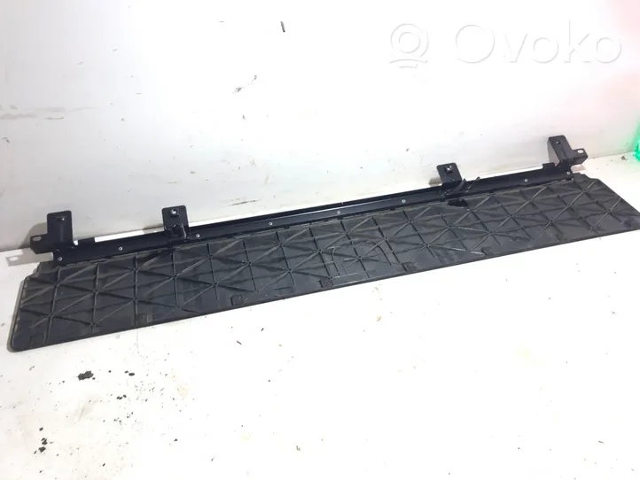 Volvo XC90 Rivestimento di protezione sottoporta del bagagliaio/baule 08641116