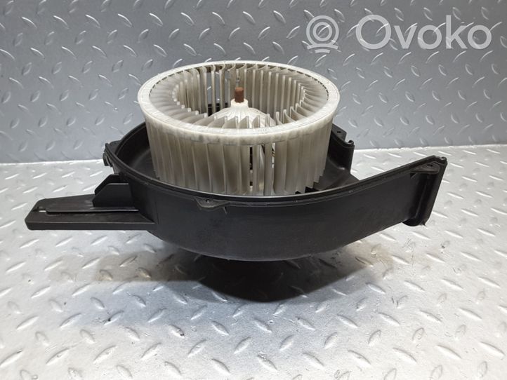 Skoda Fabia Mk3 (NJ) Ventola riscaldamento/ventilatore abitacolo 6R1819015