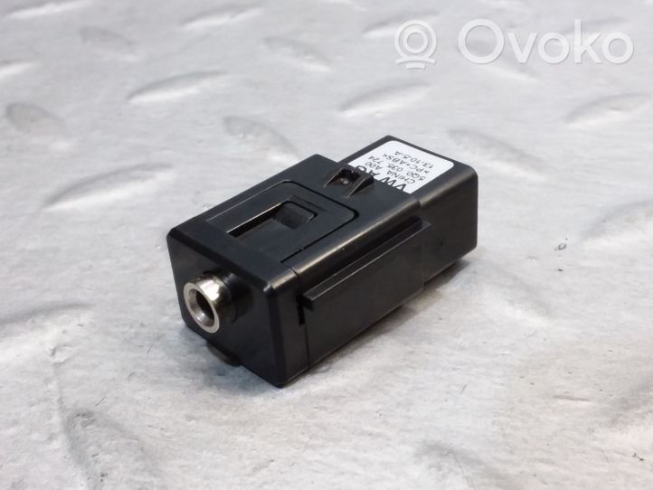 Skoda Octavia Mk3 (5E) Câble adaptateur AUX 5Q0035724