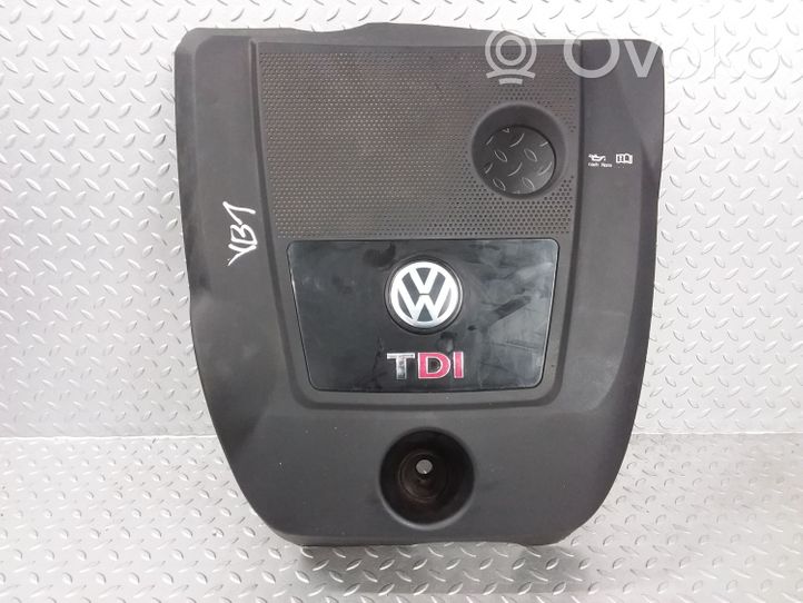 Volkswagen Bora Couvercle cache moteur 