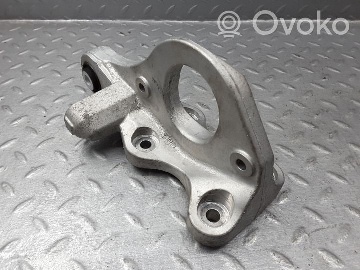 Volvo XC60 Engine mounting bracket 32222463