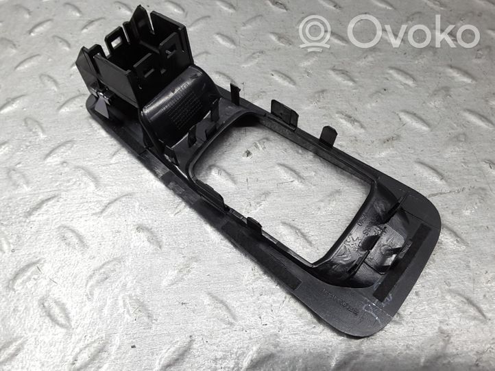 Citroen C5 Aircross Verkleidung Handbremshebel 9817142677