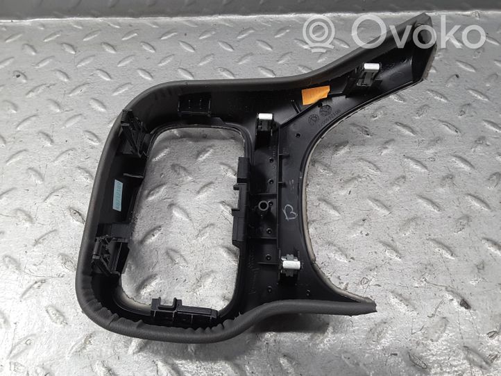 Citroen C5 Aircross Kojelaudan kehys 9817140077