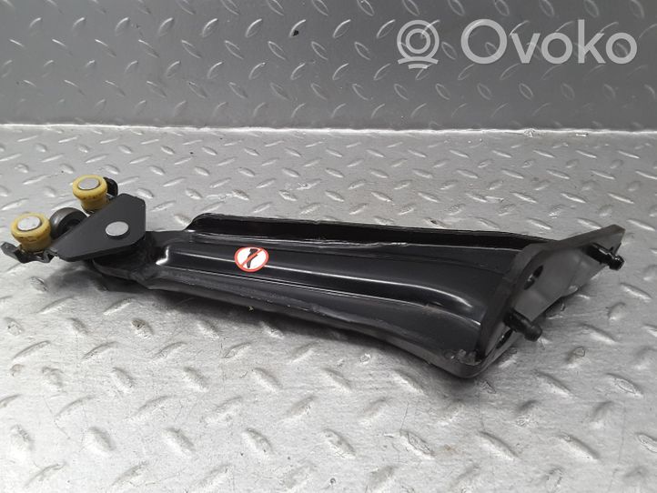 Citroen Berlingo Guida a rullo centrale per portellone scorrevole 9816965980