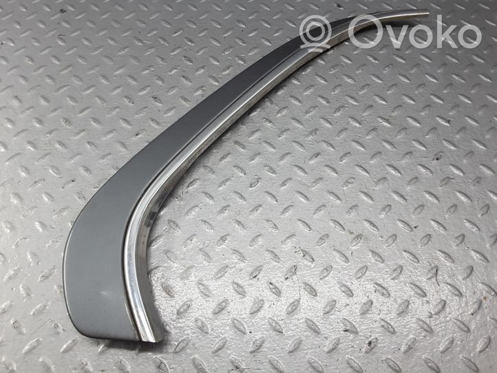 BMW 3 E30 Rivestimento modanatura del vetro della portiera posteriore 